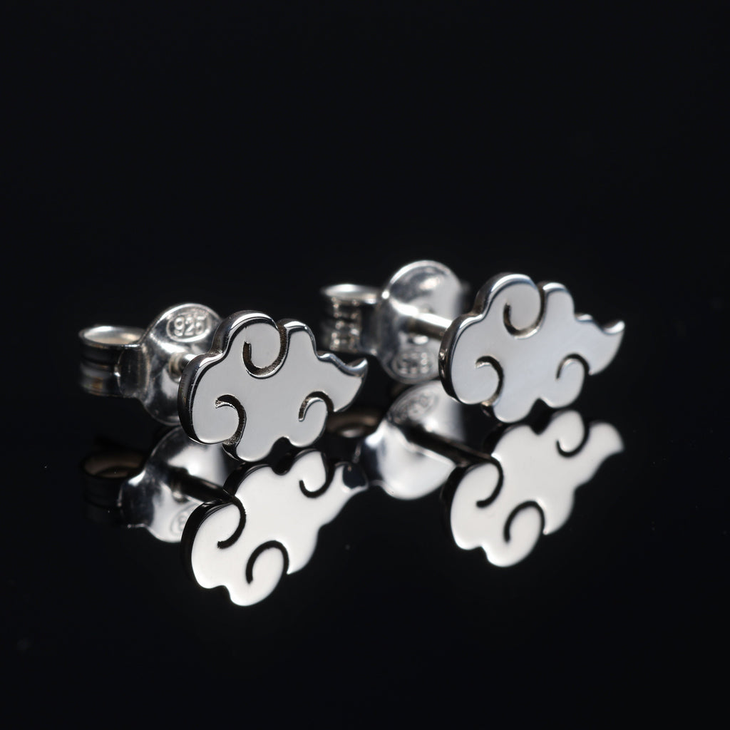 Detail of Kumo earrings showing clean cloud design in sterling silver