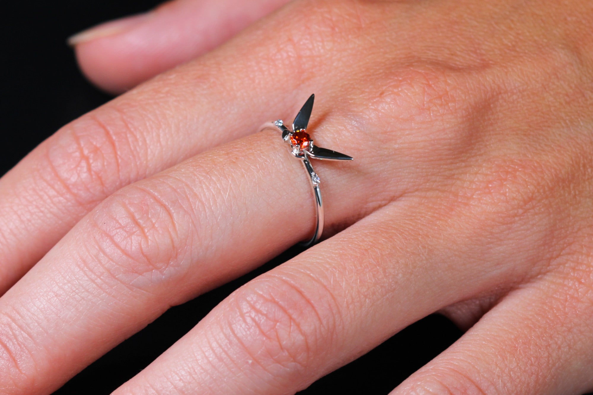Yōsei ring worn on hand showing delicate design
